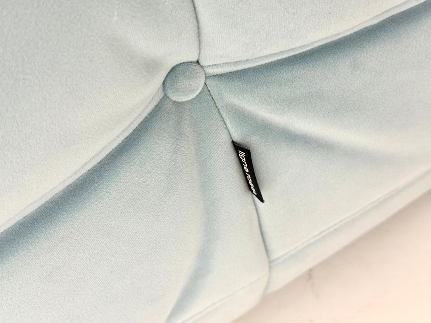 Ligne Roset Togo hoekelement 1-zit in lichtblauw