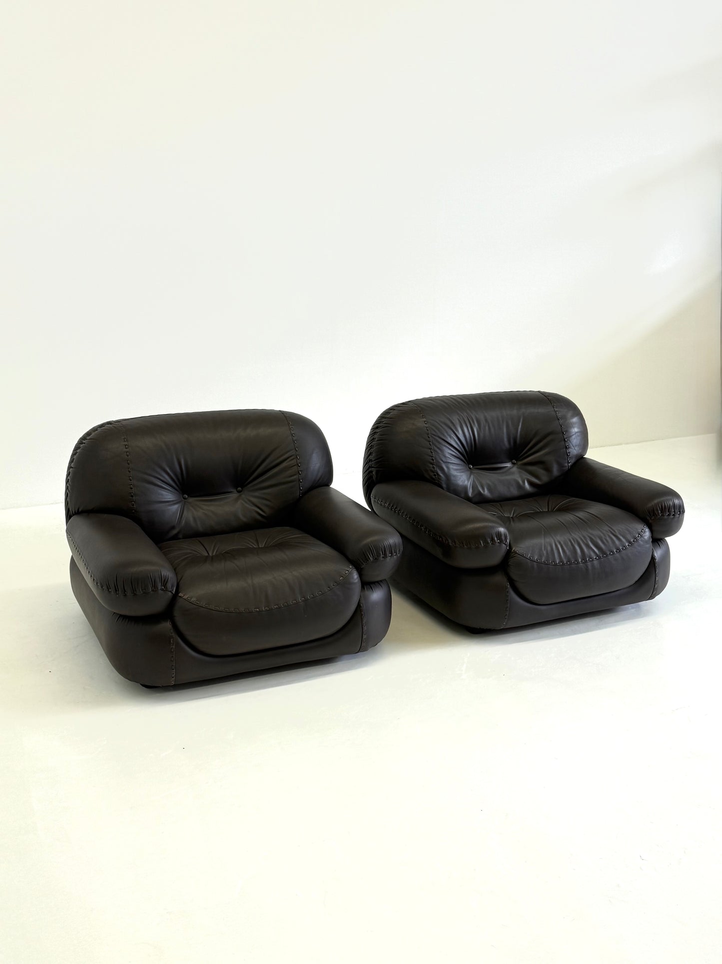 Donkerbruin leren Sapporo Fauteuil voor Mobil Girgi