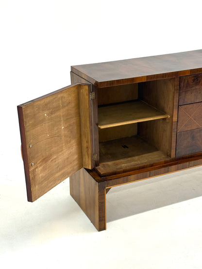Italiaanse walnoot Art Deco / Art Nouveau dressoir