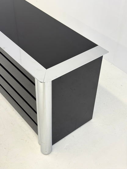 Zwart dressoir van Antonello Mosca voor Cinova