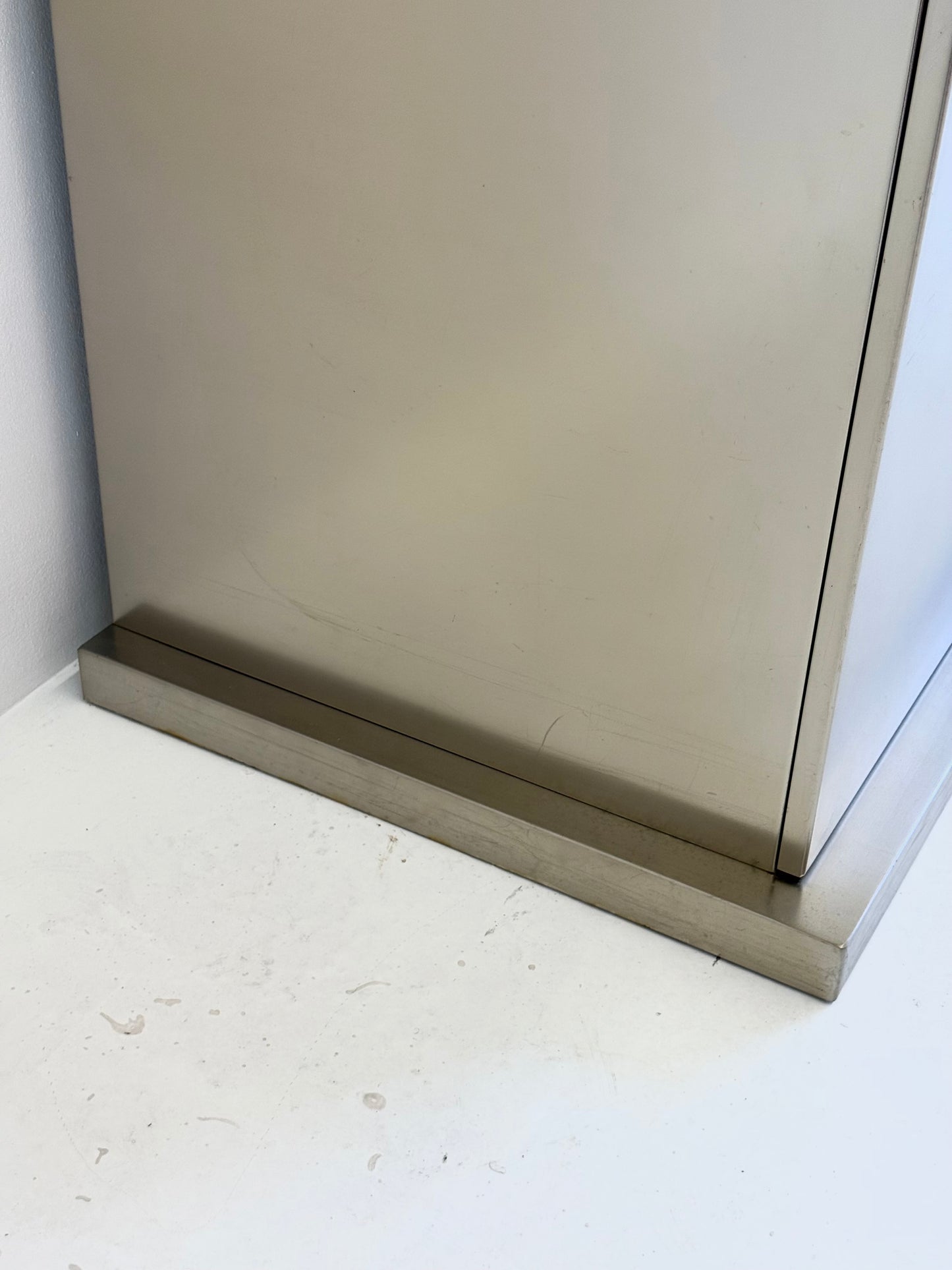 Postmoderne aluminium bar kast van Belgochrom