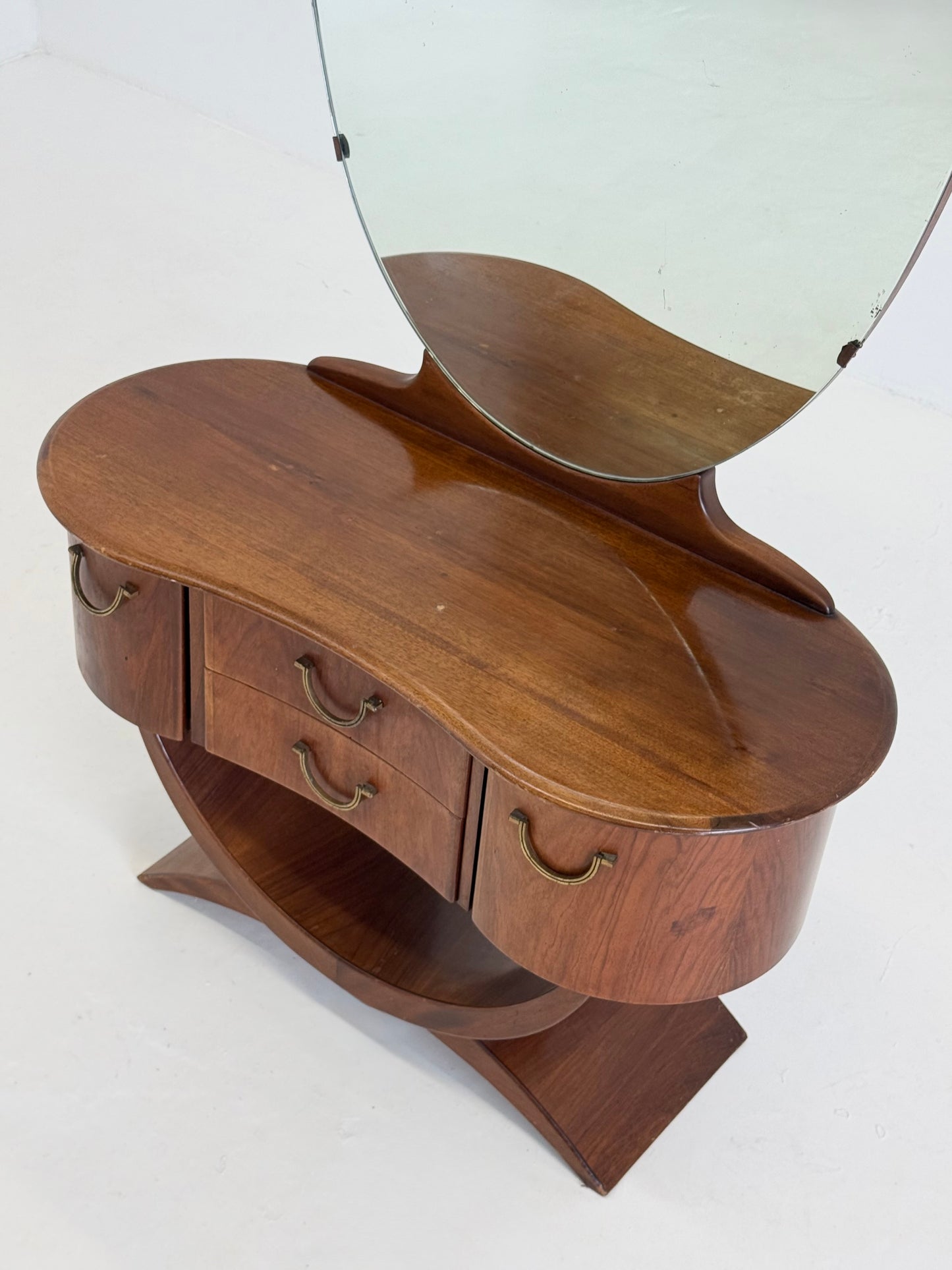 Art Deco Kaptafel van A A Patijn voor Zijlstra Joure uit de Jaren 30