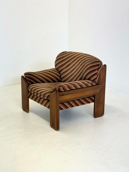 Sapporo fauteuil van Mario Marenco voor Mobil Girgi gestreept