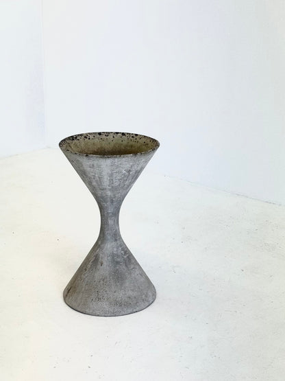 Diabolo plantenbak van Willy Guhl