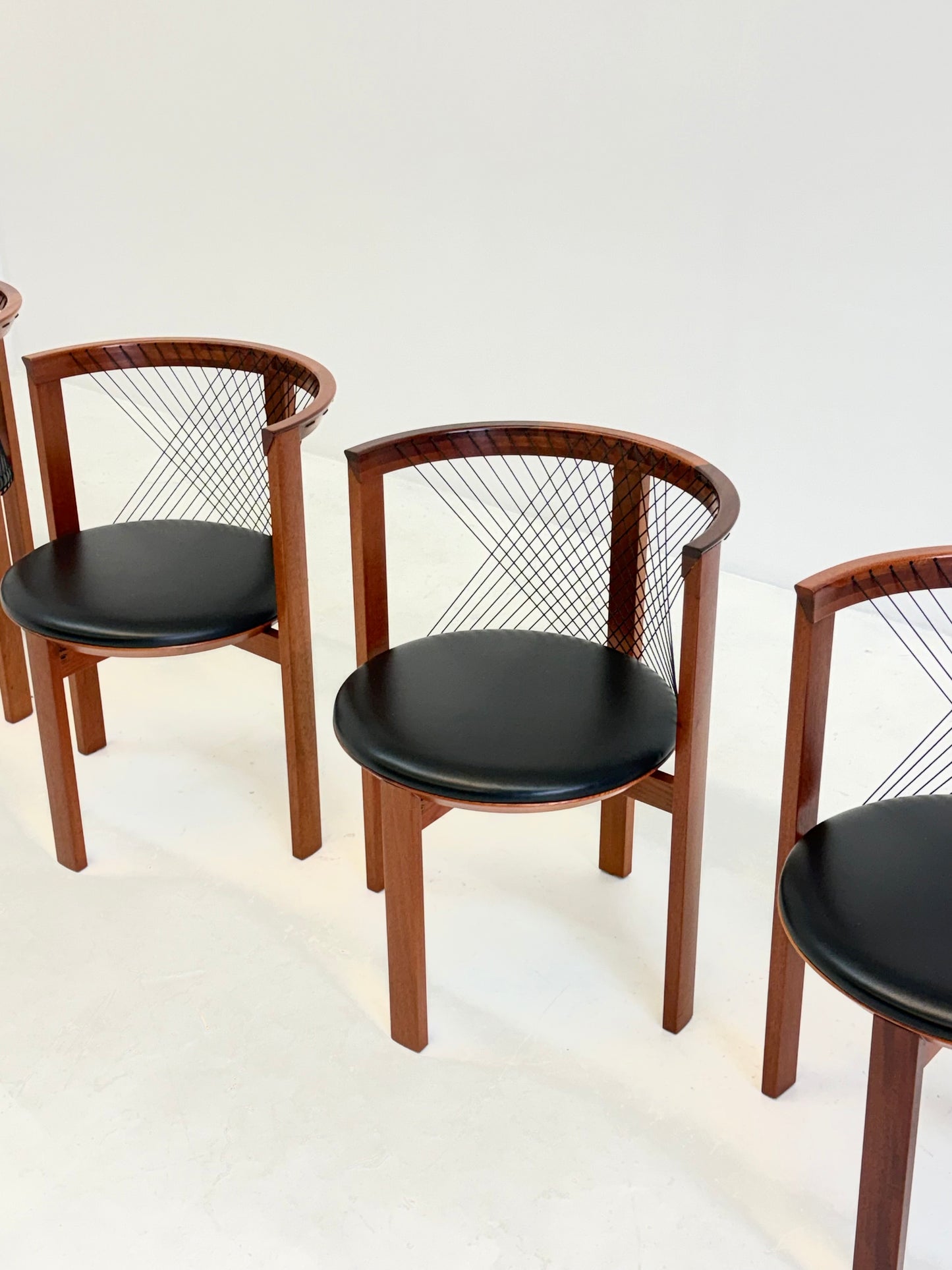 Set Tranekær String stoelen door Niels Jørgen Haugesen