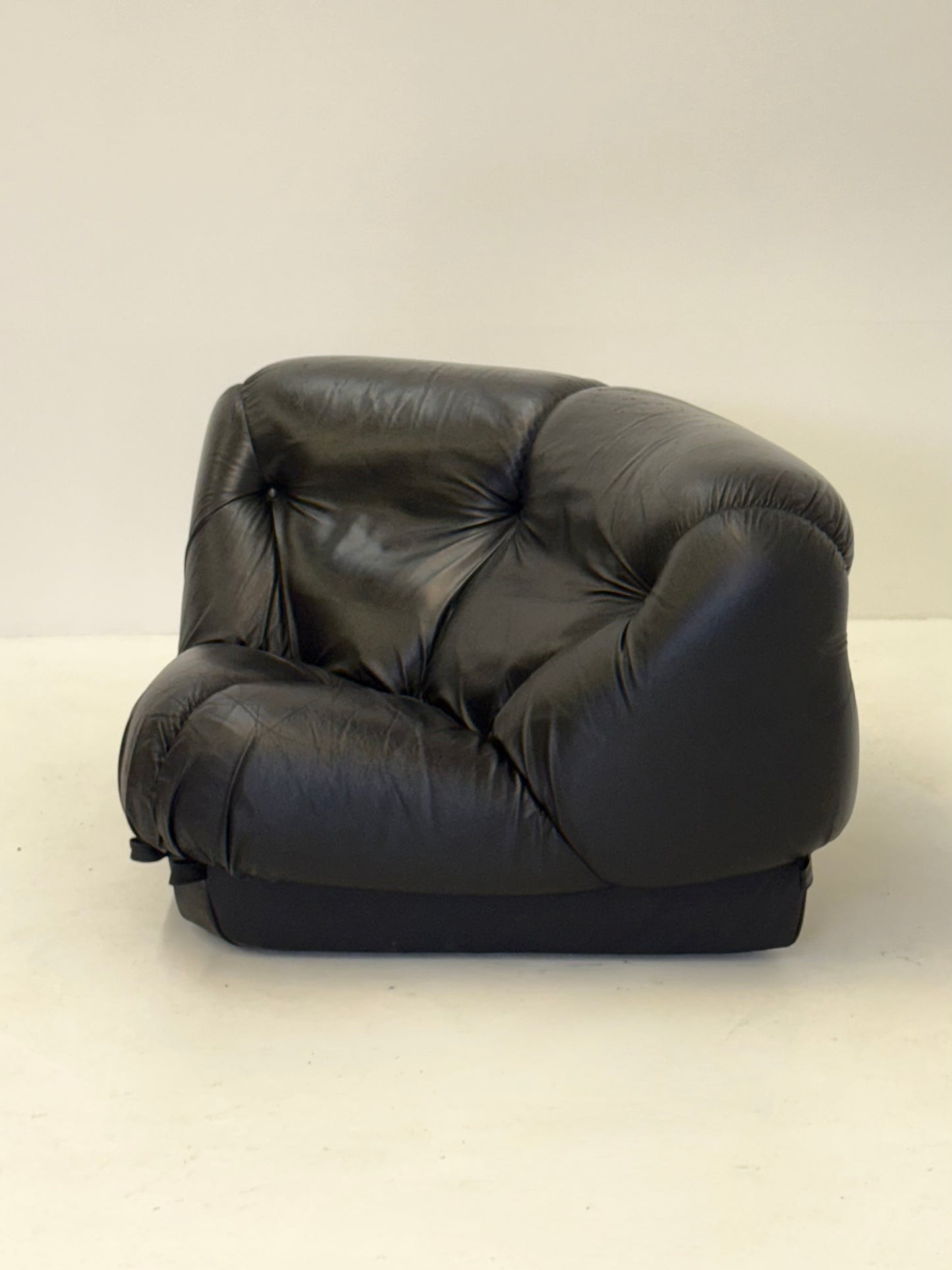 Zwart leren Nuvolone modulaire lounge bank Rino Maturi voor Mimo Padova