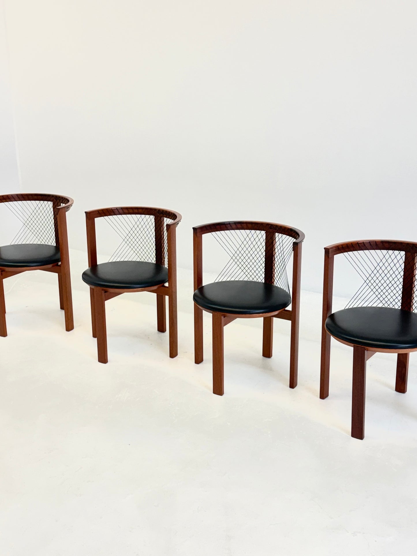 Set Tranekær String stoelen door Niels Jørgen Haugesen