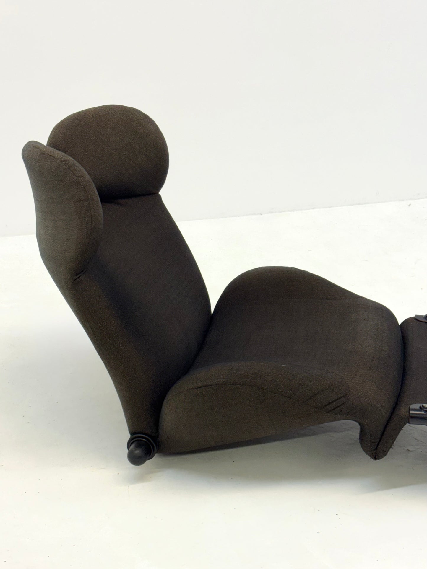 Cassina Wink fauteuil door Toshiyuki Kita