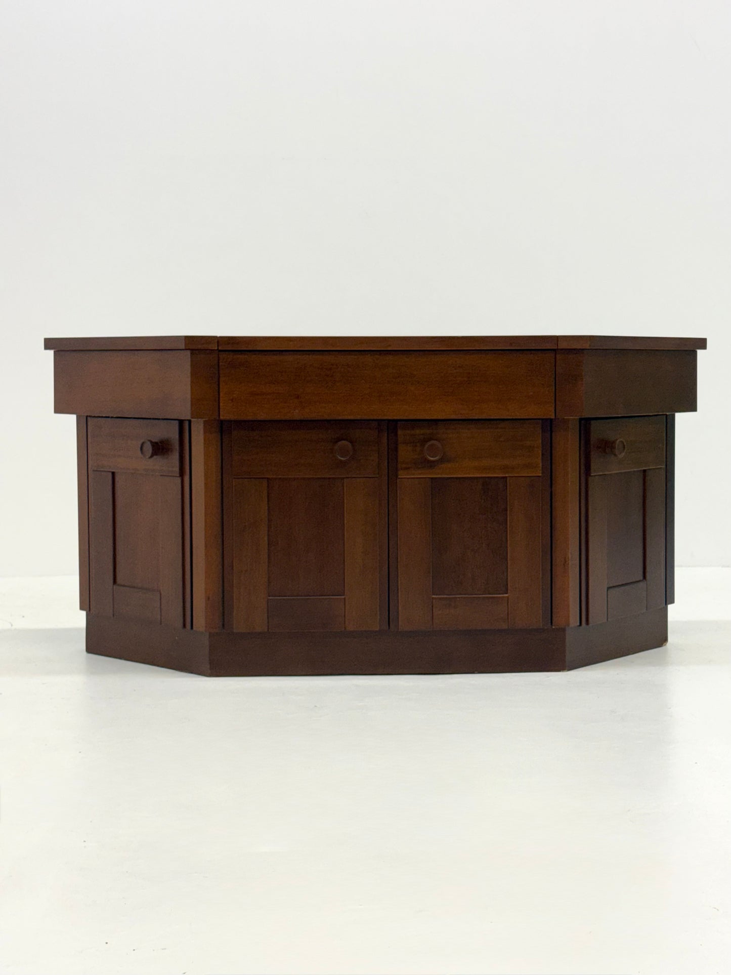 Dressoir model 603 van Silvio Coppola voor Bernini 1964
