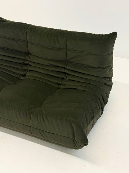 Ligne Roset Togo 2-zits element in donkergroen velvet