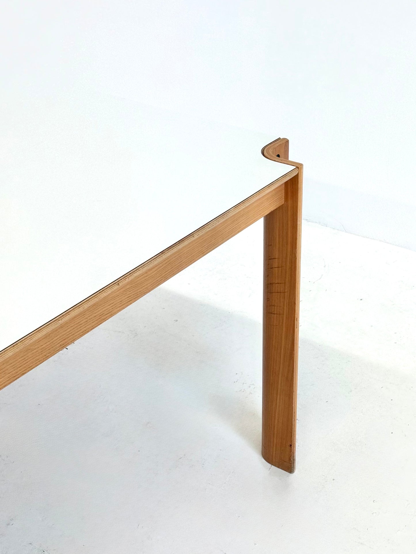 Strip eettafel van Gijs Bakker voor Castelijn