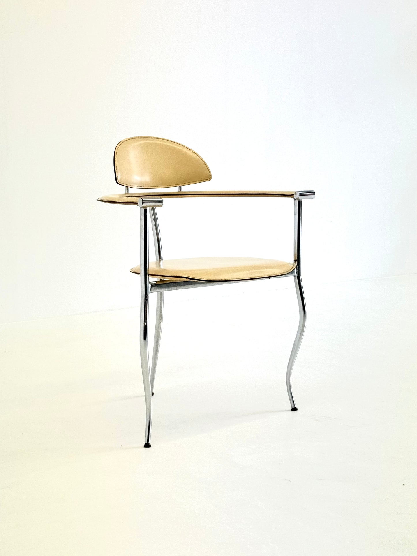 Set gele Marilyn Stiletto eetkamerstoelen Arrben Italy