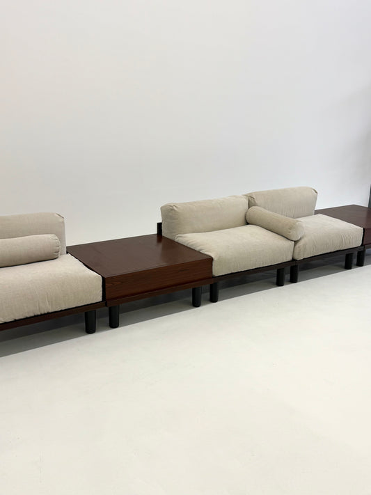 Italiaanse modulaire bank met salontafel set in Japandi Stijl