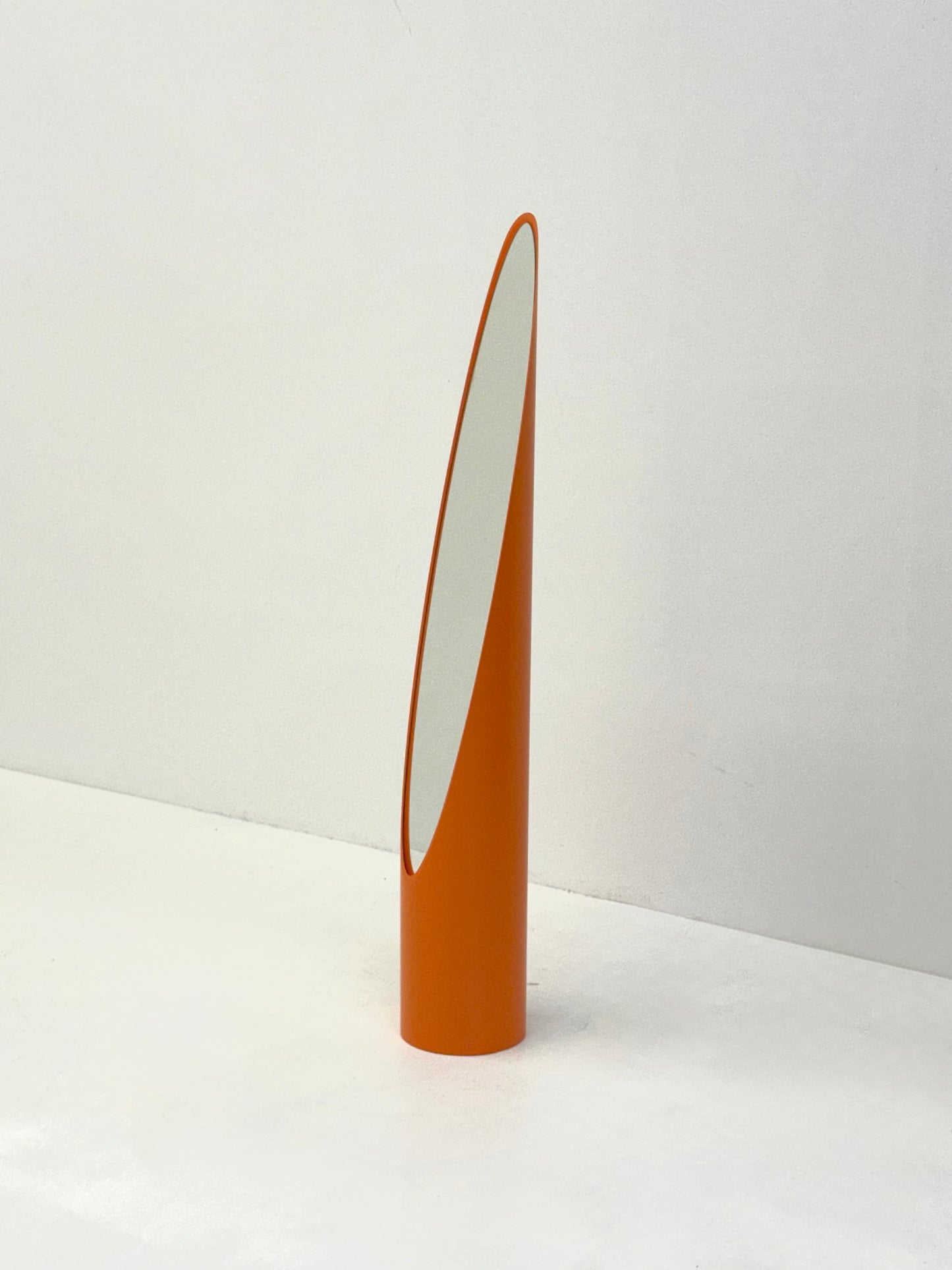 Unghia spiegel oranje van Rodolfo Bonetto Lipstick mirror