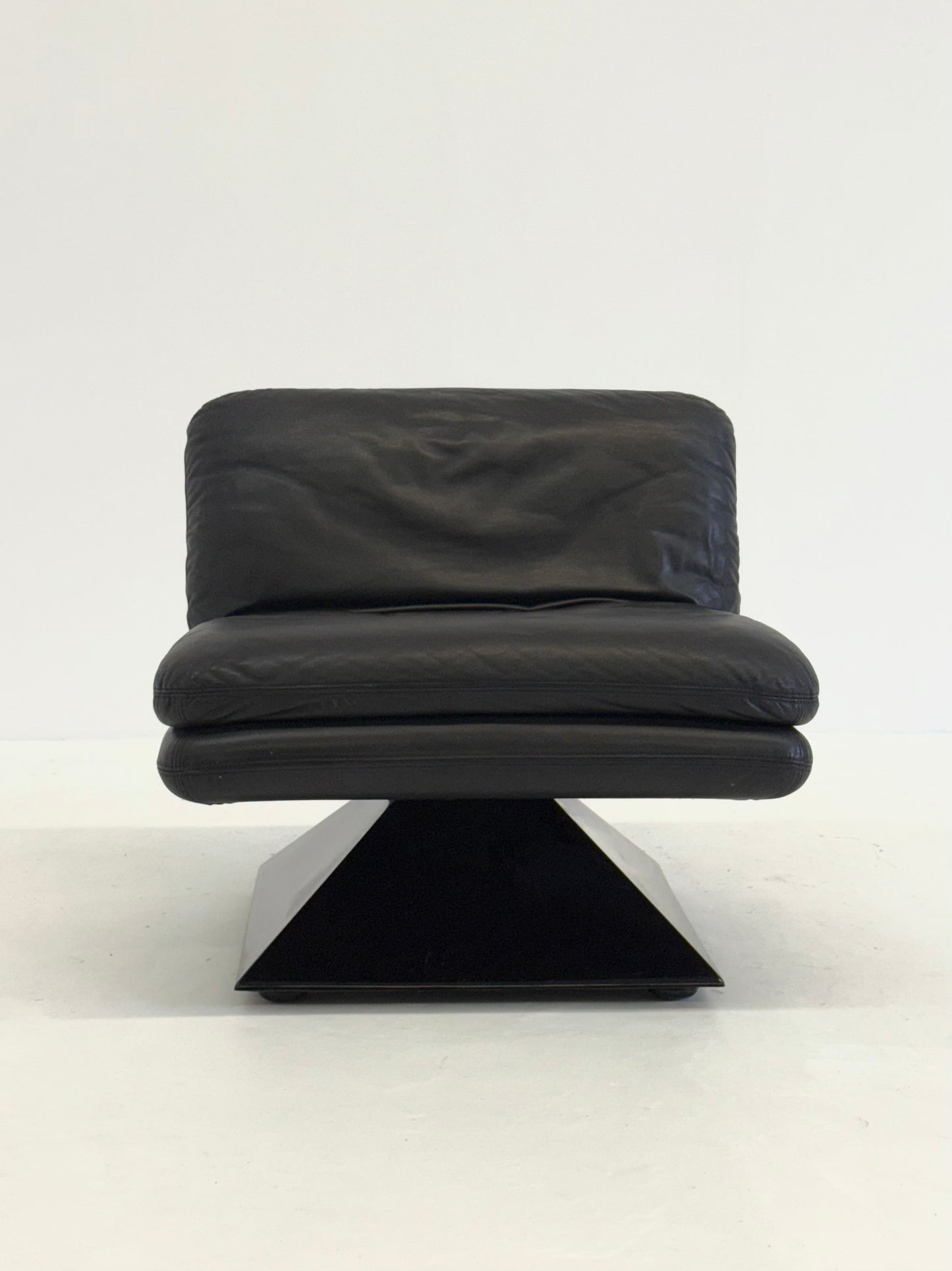 Set van vier Hans von Klier fauteuils met salontafel voor Giuseppe Rossi di Albizzate