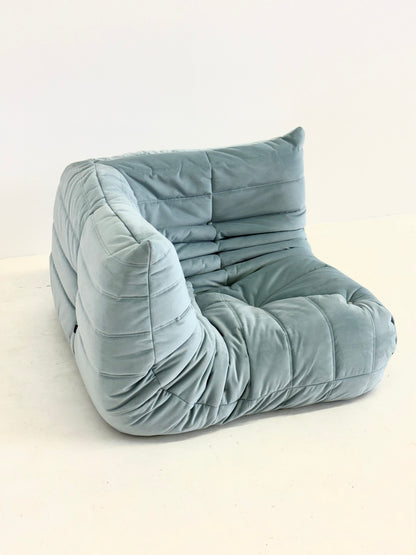 Ligne Roset Togo hoekelement 1-zit in lichtblauw