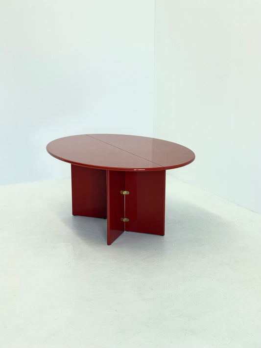 Antella eettafel / console tafel van Kazuhide Takahama voor Cassina in rood