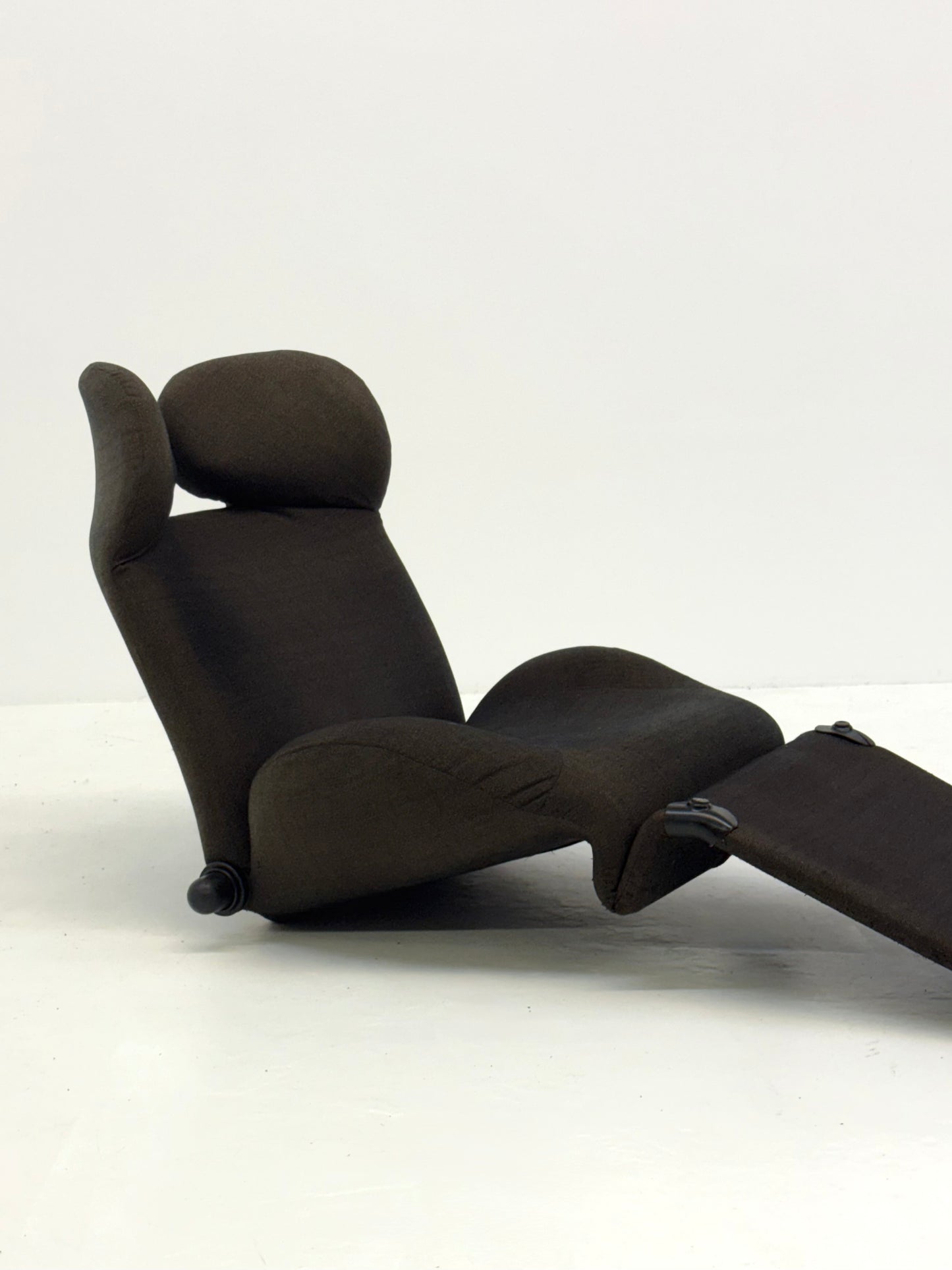 Cassina Wink fauteuil door Toshiyuki Kita