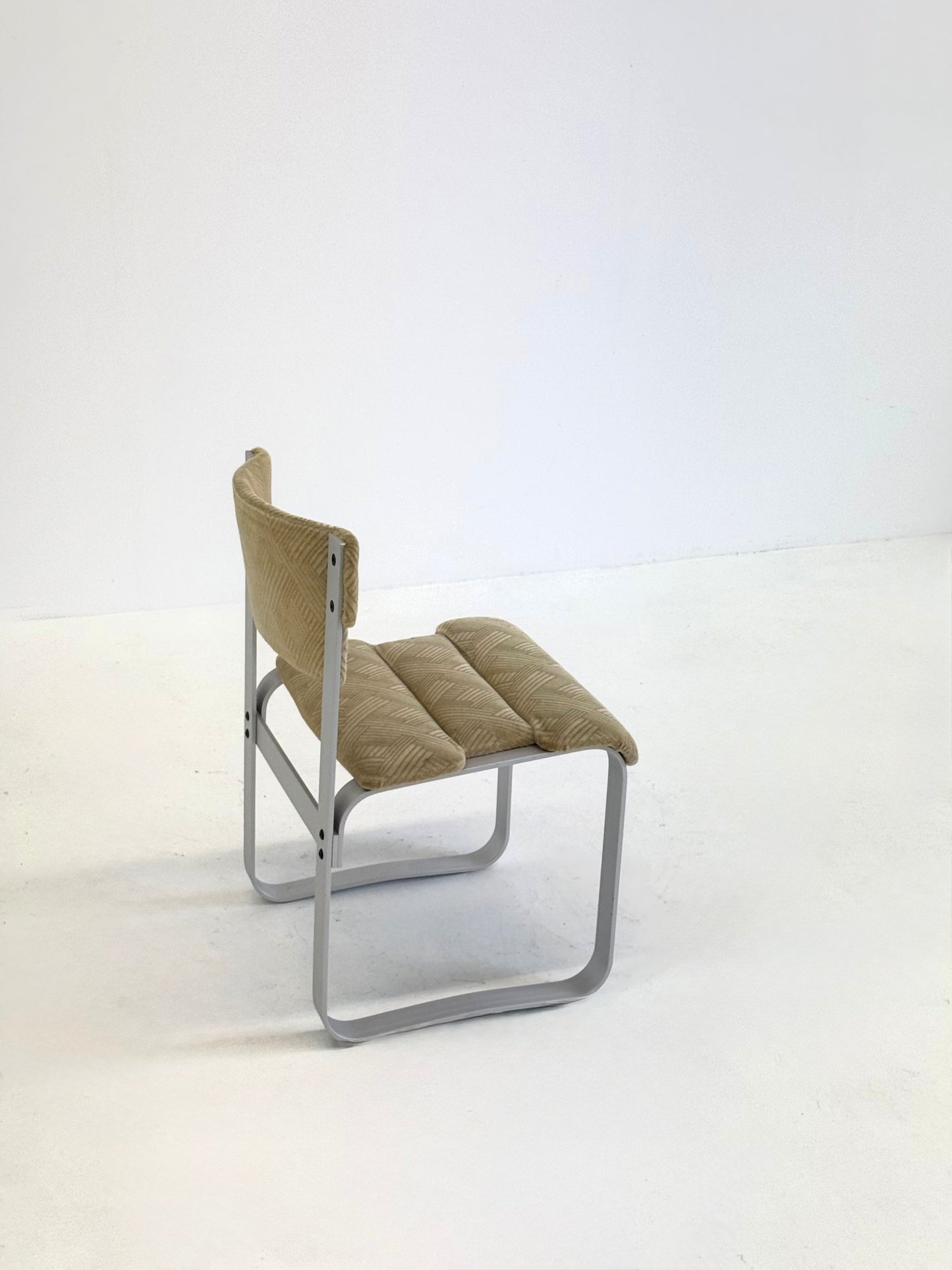 Pulkka stoelen van Ilmari Lappalainen voor Asko Finland