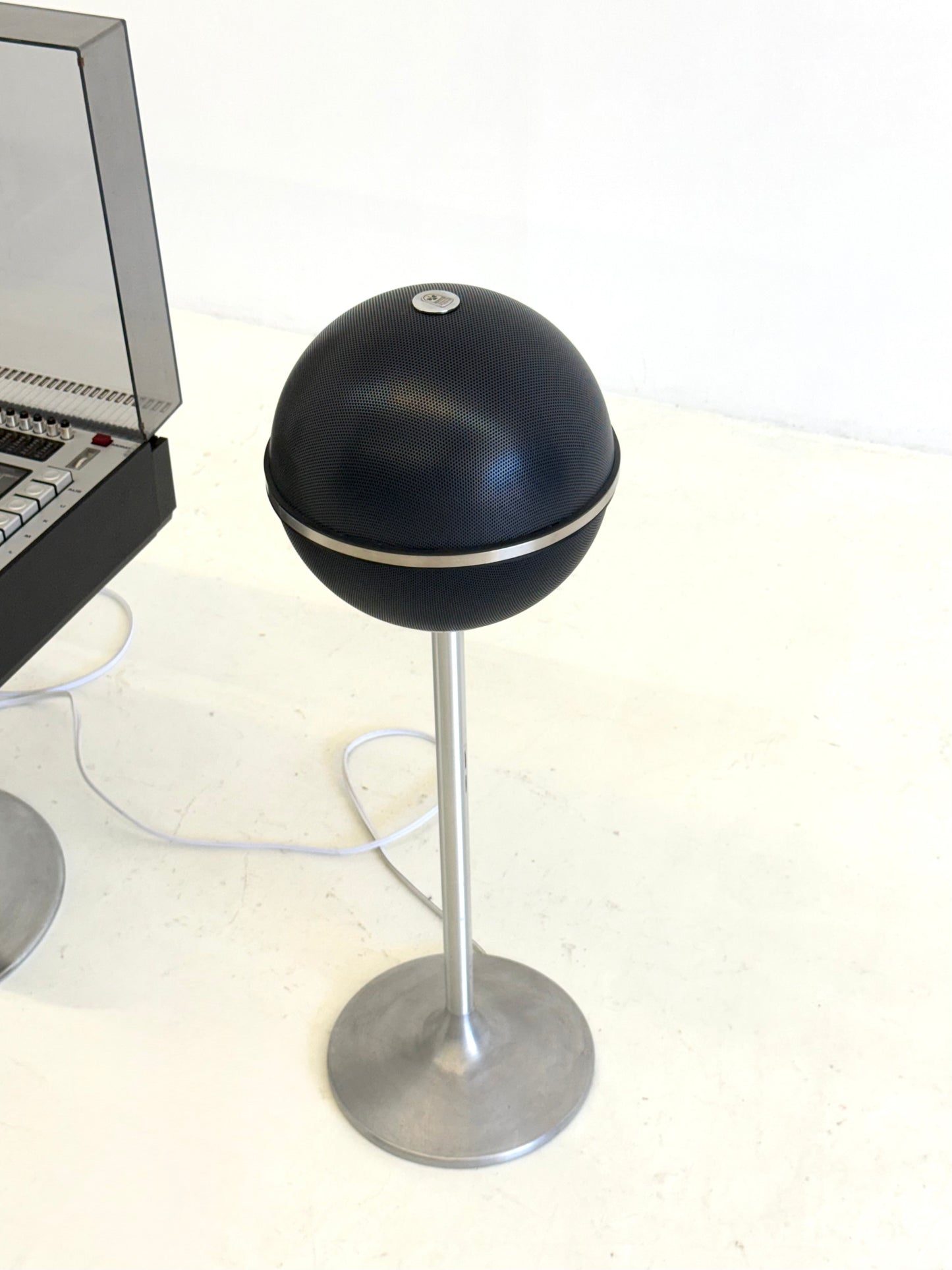 Grundig Studio 2000 Stereo Hi-Fi met Audiorama speakers 1