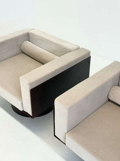 Set van 2 sculpturale Italiaanse metalen lounge stoelen