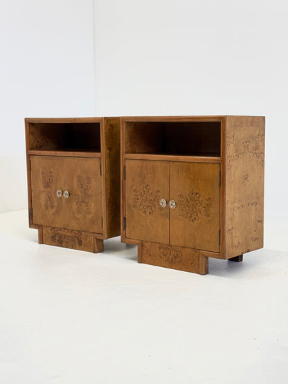 Set van twee vintage Art Deco nachtkastjes met wortelhout