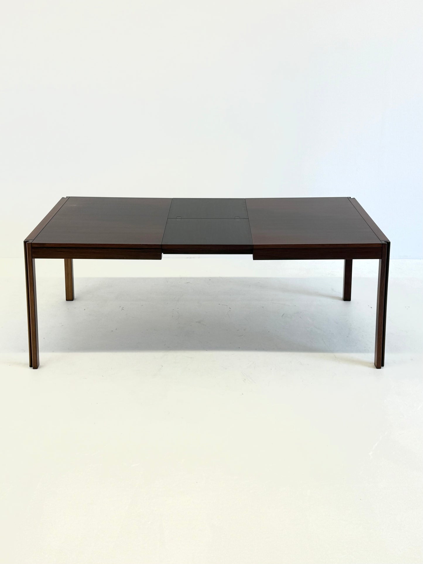 4D houten vintage eettafel door Angelo Mangiarotti voor Molteni