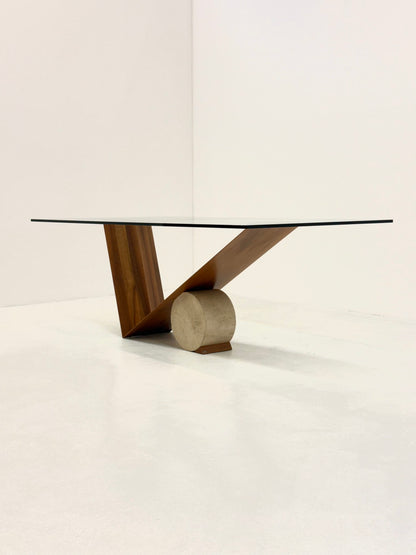 Valentino eettafel van Emanuele Zenere voor Cattelan