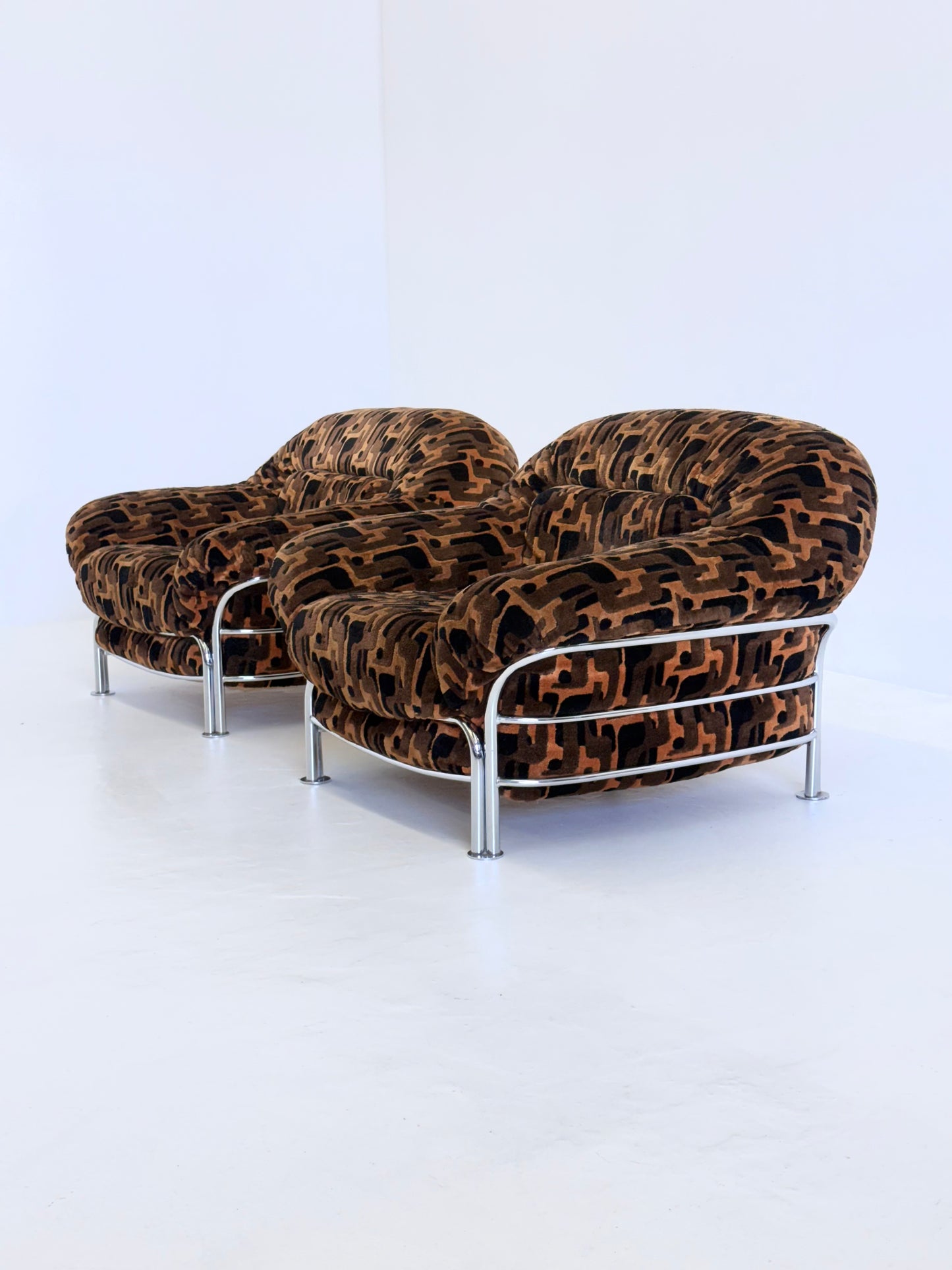 Vintage Italiaanse lounge stoelen met buisframe