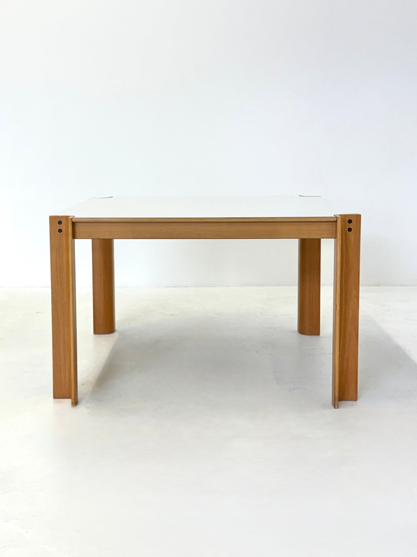 Strip eettafel van Gijs Bakker voor Castelijn