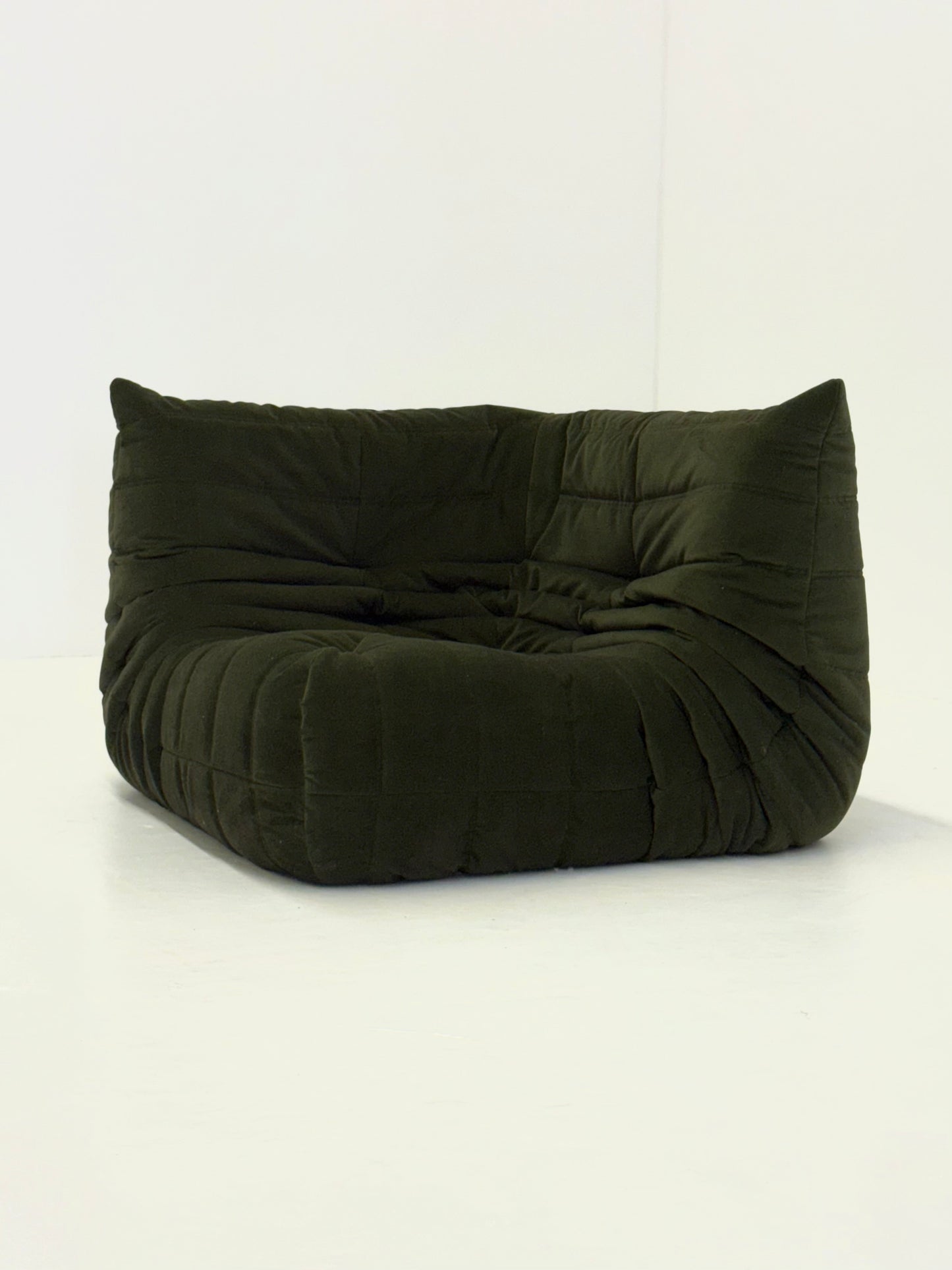 Ligne Roset Togo hoekelement 1-zit in donkergroen velvet