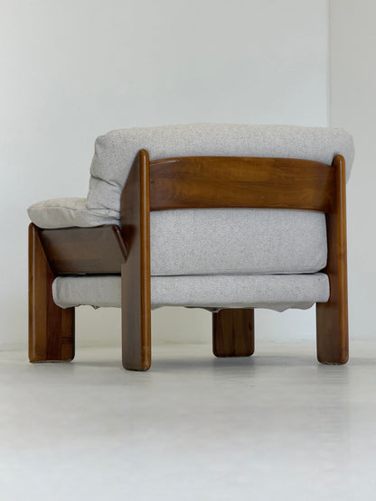 Sapporo Fauteuil van Mario Marenco voor Mobil Girgi in Crème