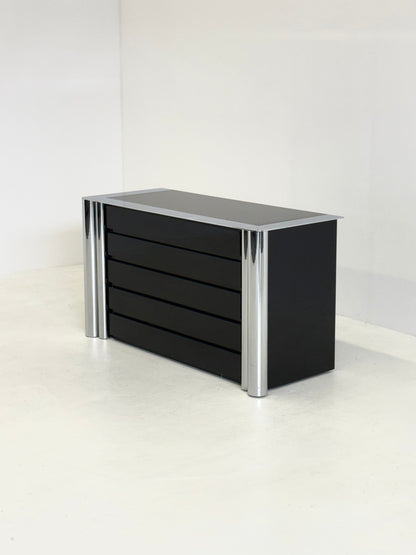 Zwart dressoir van Antonello Mosca voor Cinova