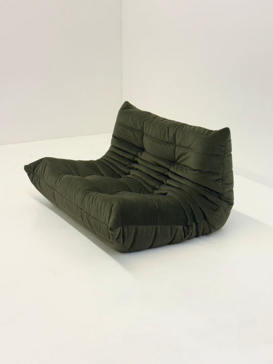 Ligne Roset Togo 2-zits element in donkergroen velvet