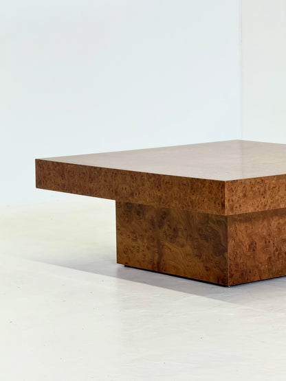 Vierkante salontafel van Fratelli Turri met wortelhout