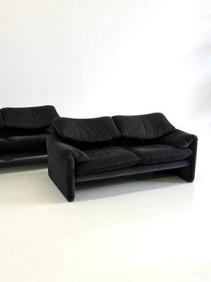 Cassina Maralunga 2-zits zwart grijs door Vico Magistretti