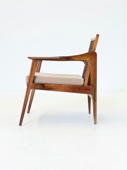 Mid Century Fauteuils van Notenhout en Rotan met Mohair