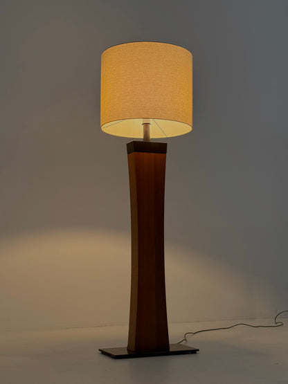 Italiaanse Mid Century vloerlamp van teakhout