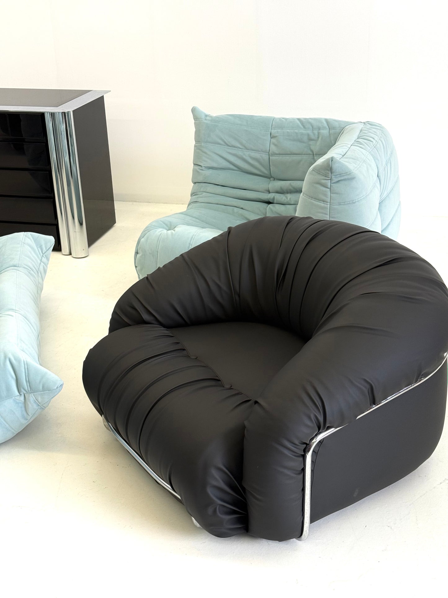 Italiaanse Space Age fauteuils in zwart
