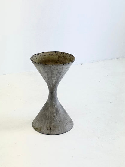 Diabolo plantenbak van Willy Guhl