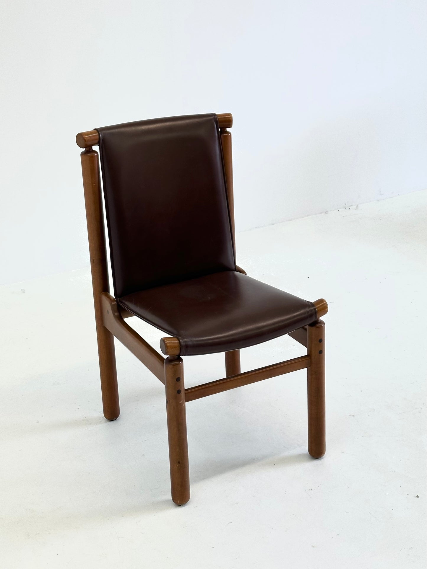 Set Tapiovaara eetkamerstoelen van La Permanente Cantù