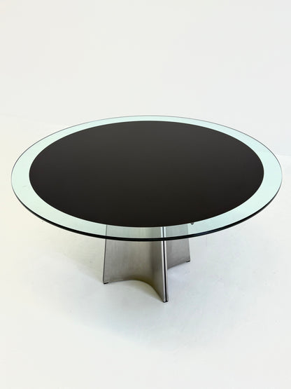 UFO eettafel van Luigi Saccardo voor Arrmet