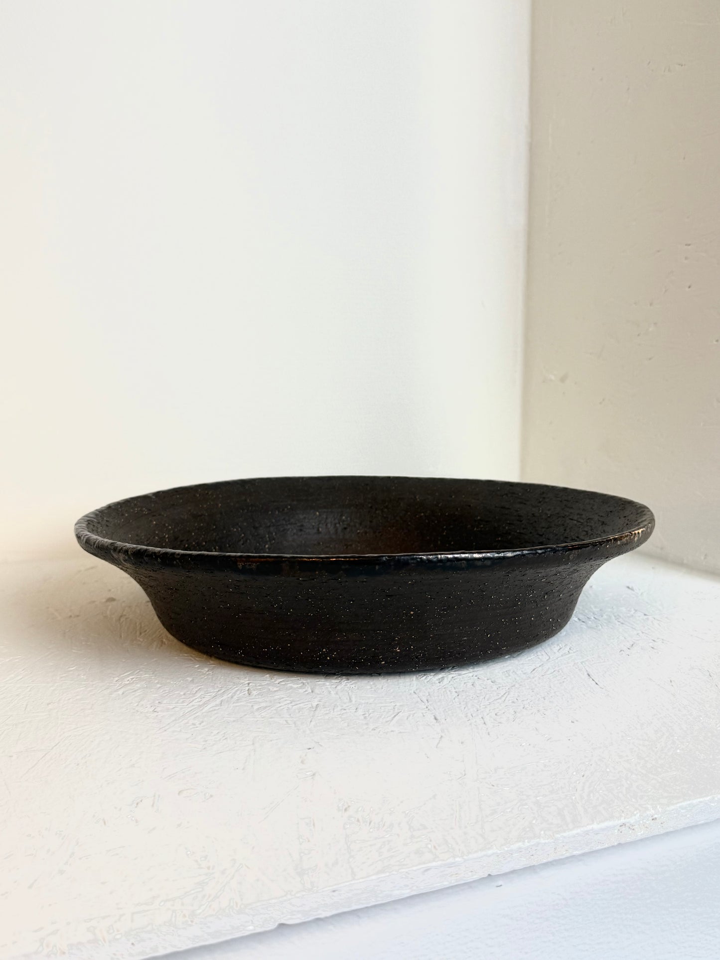 Vintage donkerbruine keramiekschaal