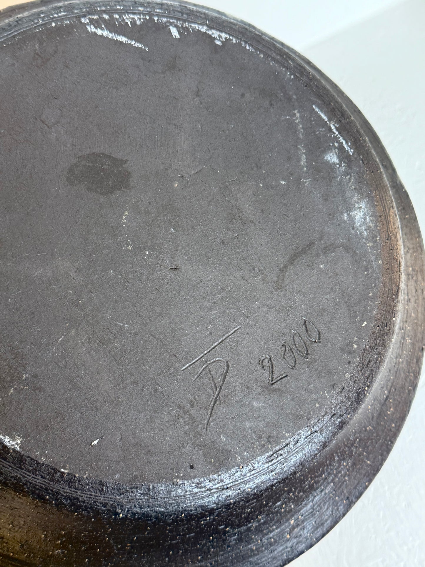 Vintage donkerbruine keramiekschaal