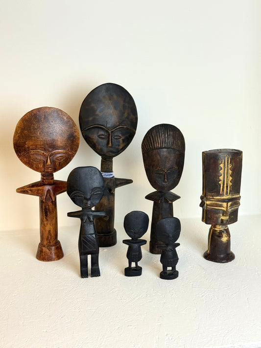 Collectie handgemaakte Ashanti beeldjes hout uit Ghana