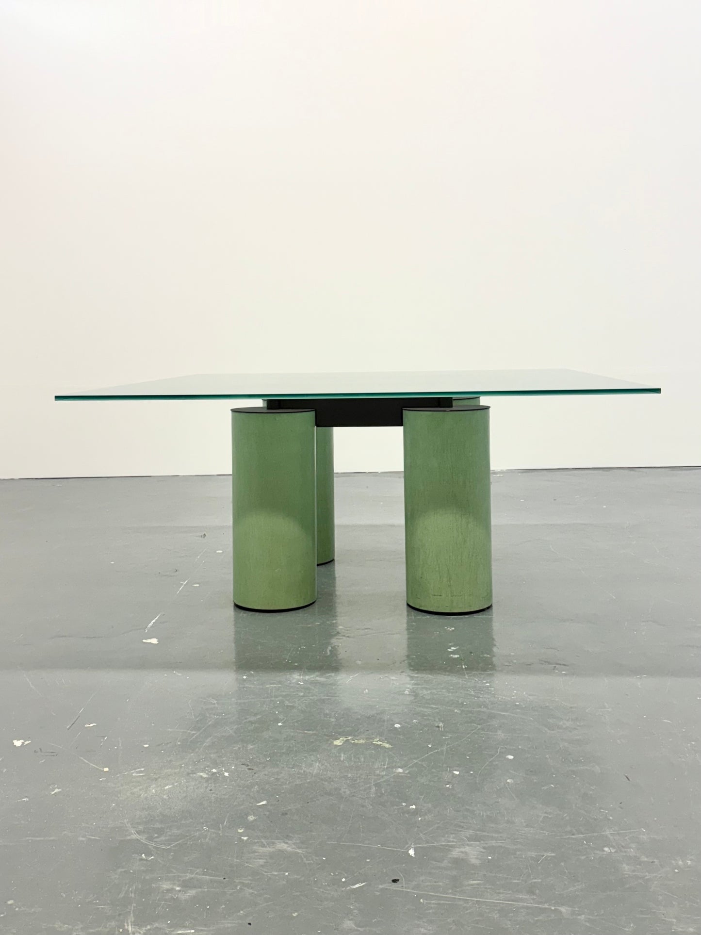 Eettafel Serenissimo van Massimo Vignelli voor Acerbis