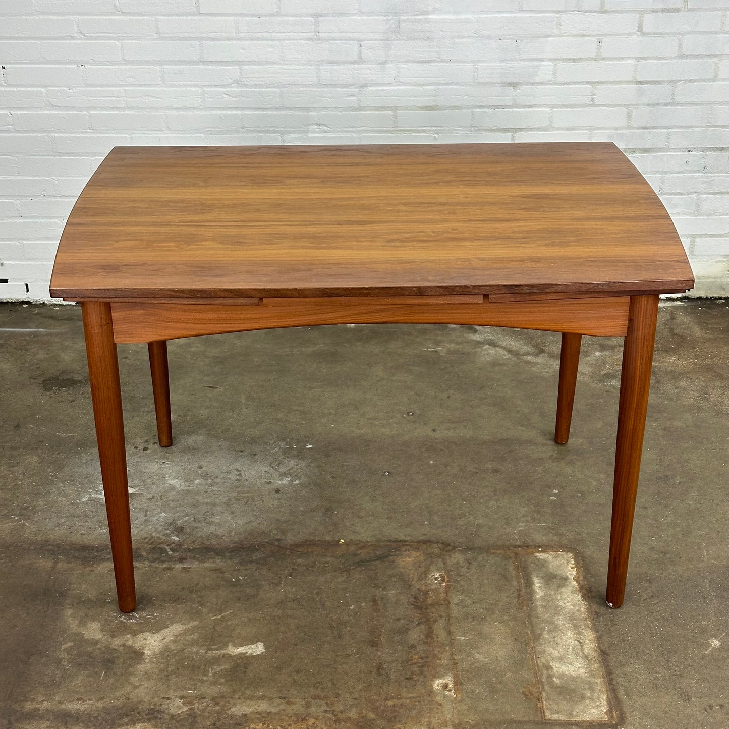 Uitschuifbare vintage teak eettafel