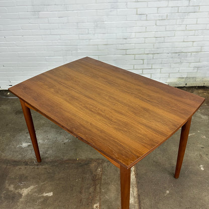 Uitschuifbare vintage teak eettafel