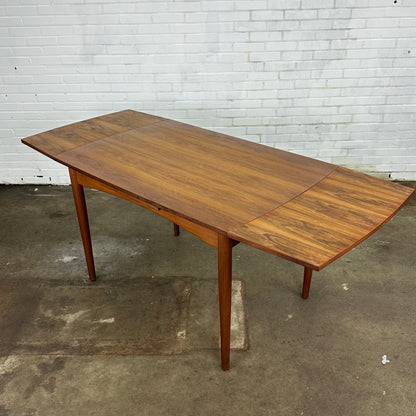 Uitschuifbare vintage teak eettafel