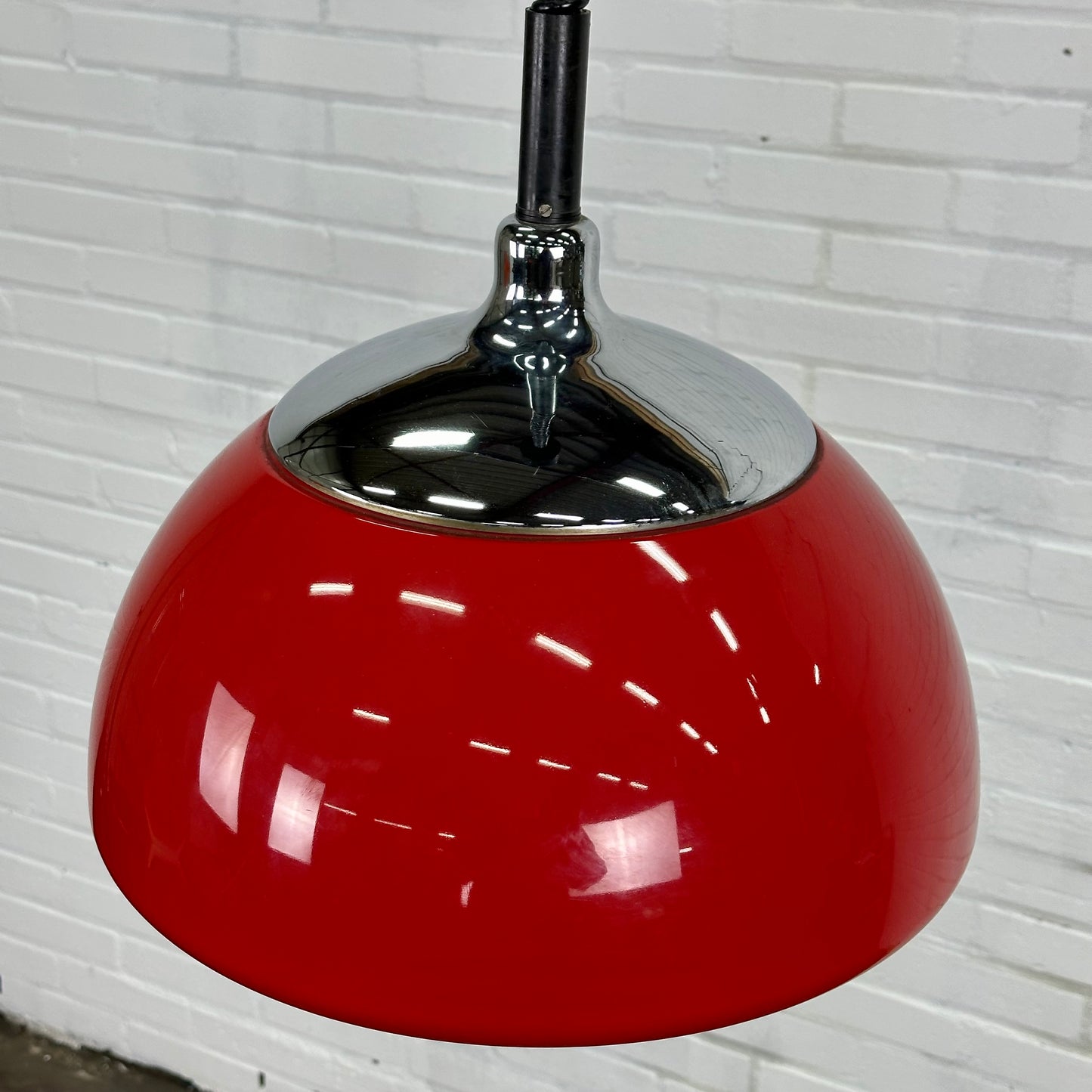 Rode space age hanglamp van Cosack Leuchten